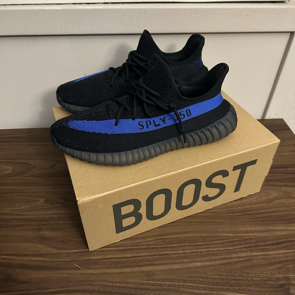 Yeezy 350 dazzling blue